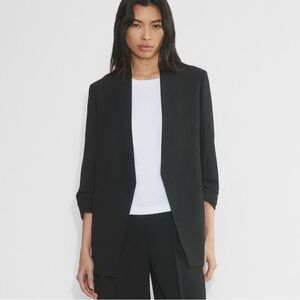 Aritzia Babaton Power Blazer